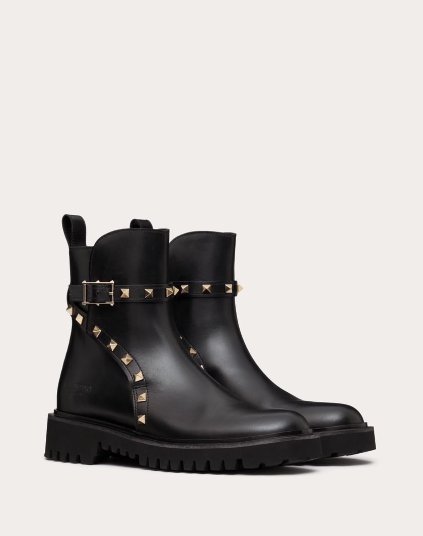 ROCKSTUD CALFSKIN ANKLE BOOT 40 MM - Image 1